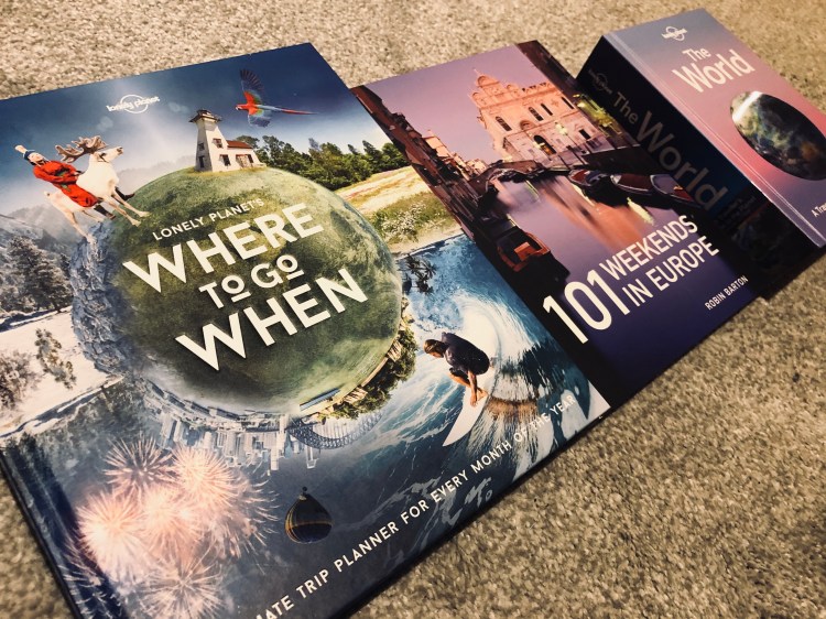 15 Present Ideas for Travellers - Travel Books